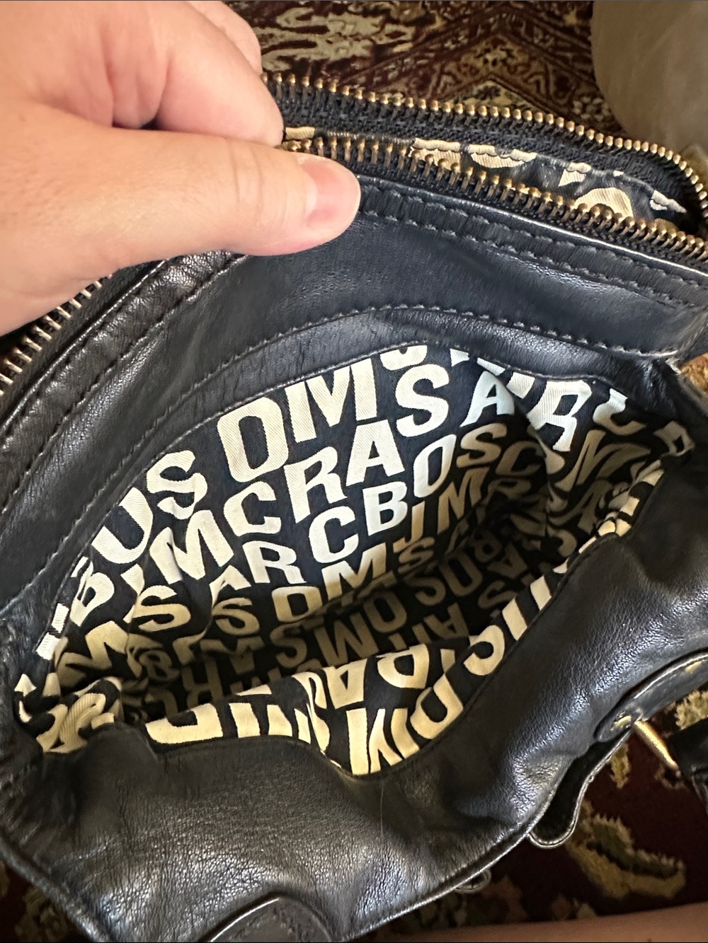 Marc Jacobs Black Leather Tote Handbag - Classic Women's Shoulder Bag - Picture 2 of 6